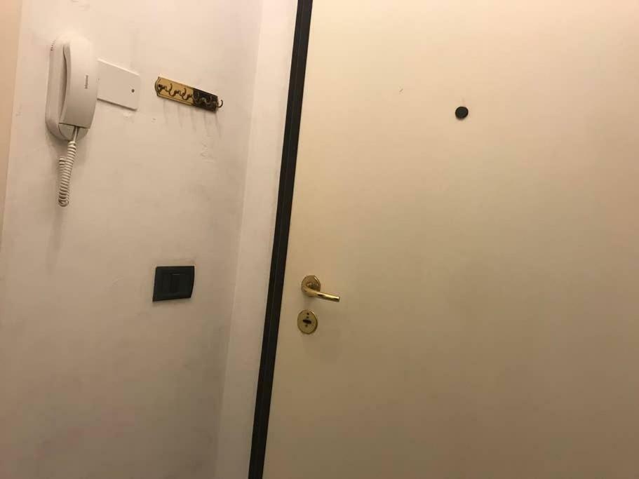 Garage, Piscina, Accesso A Mare E Pista Ciclabile Lejlighed Sanremo Eksteriør billede